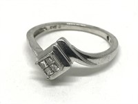 12B-Sterling Silver Diamond 0.12ct Ring - Size 6