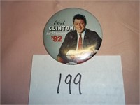 CLINTON 1992 PIN