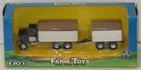 Ertl Farm Toys 1/64 Grain Truck w/Pup