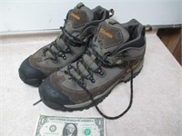 Men's Columbia Hiking/Outdoor Boots - Sz 12