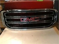 2015-16 GMC Yukon Grill *OEM 22936421*