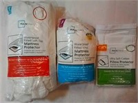 (2)Mattress Protectors Full/Twin & (1)Pillow Prote