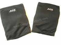 (2)Ace One Size Knee Pads
