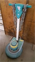 Commercial floor polisher/buffer