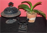 VINTAGE CAST IRON OBJECTS