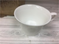 Dz. New in Box Porcelain Tea Cups