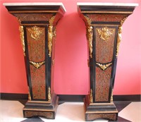 A PAIR OF BOULLE STYLE BRASS MARQUETRY PEDESTALS