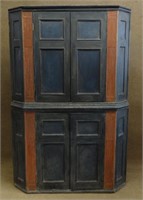 18THC. RENSSELAERVILLE, NY CORNER CUPBOARD