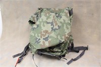 UNISSUED POLISH PARATROOPER BACKPACK WITH ROPE