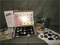 Large rock collection, geode slices & more