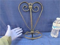 vintage iron wall plant holder 14in tall