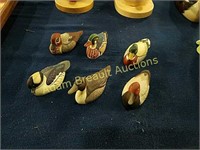 6 Avon collector duck series figurines