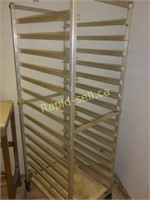 Rolling Bakers Rack