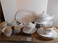 Valmont China Selection