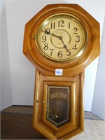 Quartz Manor Wood Clock