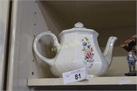 WINDSOR MADE IN ENGLAND FLORAL DECORATED TEAPOT