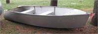 12 ft. Aluminum boat. Wide Bottom.