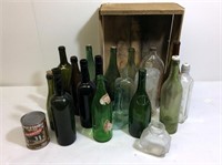 Lot de bouteilles vintage + caisse de raisins