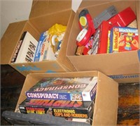 Very large group of board games including Sorry,