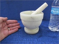 marble mortar & pestle set