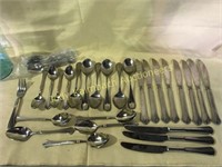 Rogers Oxford Hall asst stainless flatware