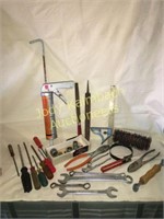 Craftsman wrench large lot of asst tools