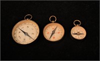 Lot, 3 compasses