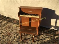 "Jaymar"  Child's Piano
