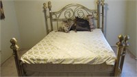 Bed brass headboard and footboard. + blankets.