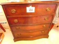 Duncan Phyfe style leather topped 4 drawer chest,