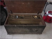 Lg. ant. tool chest