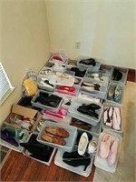 Large lot of women's size 6 shoes