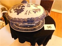 Johnson Bros. Blue Willow tureen, 16 1/2"L x 9