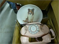 Pink phone - Lassie plate