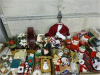 10 boxes Christmas items - small Santa suit - pill