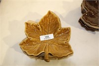 4 Gold Leaf Plates Pottery Barn
