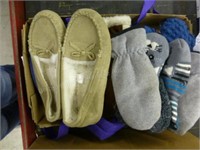 Box with slippers - mittens - misc.