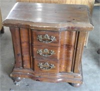 Wooden End Table 27x16x27