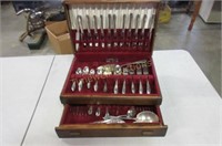 Lovely Set of Silverplated Silverware in case