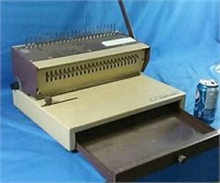 Vintage Southwest binding machine (Punch)