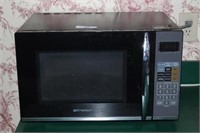 Emerson Countertop Microwave with