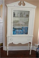 Vintage Painted Hutch with Top Cabinet