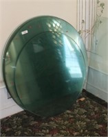 Sixteen Round Tempered Glass Table Tops