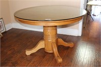 Solid Oak Round Table with Barrel Base