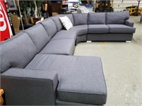Gray Sectional 4pc W/ Chaisse