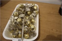 Quantity Of Metal Small Acorn Decorations