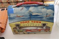 THERMOS BRAND "HOME TOWN AIRPORT" TIN LUNCH BOX