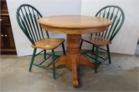 Oak Dinette and 2 chairs