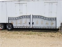 LL- DOUBLE SWING GATES 20' WIDE. (NEW)