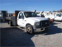 2007 Ford F-350SD flatbed truck - IST